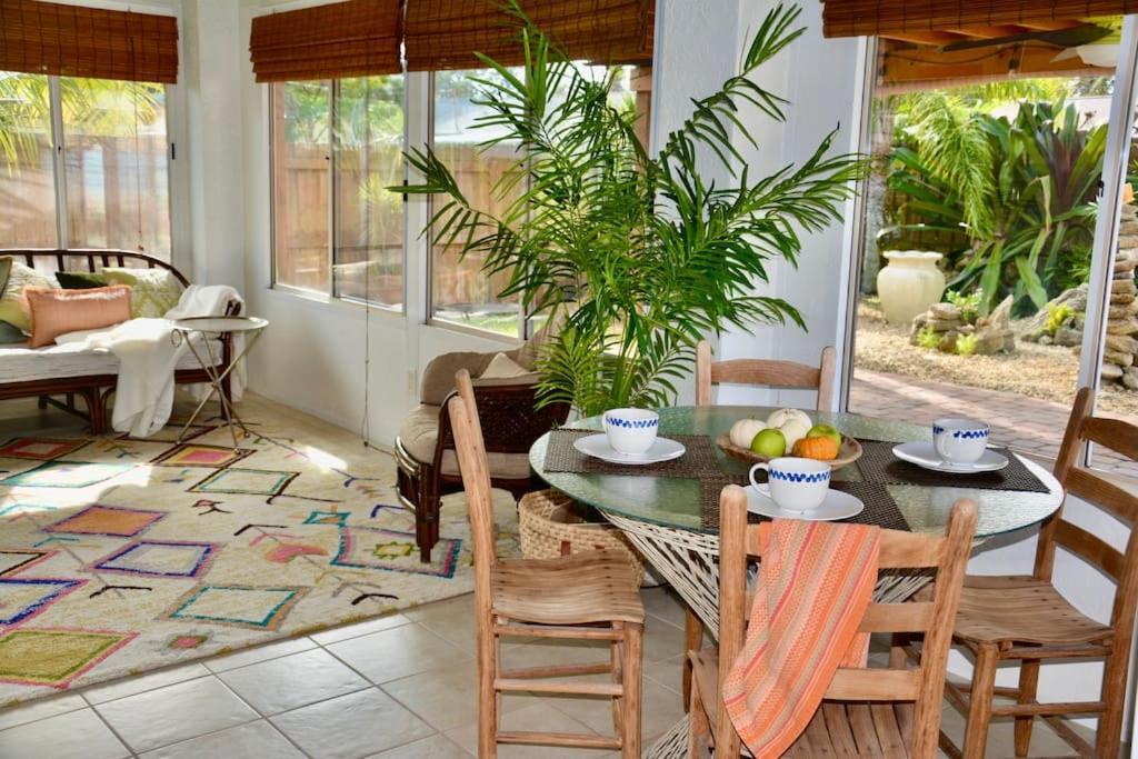 Tropical Island Escape Near Disney, Beach, Cruise Merritt Island Eksteriør bilde